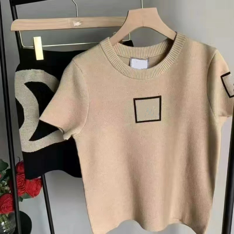 

Designer High Quality Women's Two Piece Pants Suit Summer Fashion CC Big Letter LOGO Knit Shorts Short Sleeve set suits Two Pieces, Brown