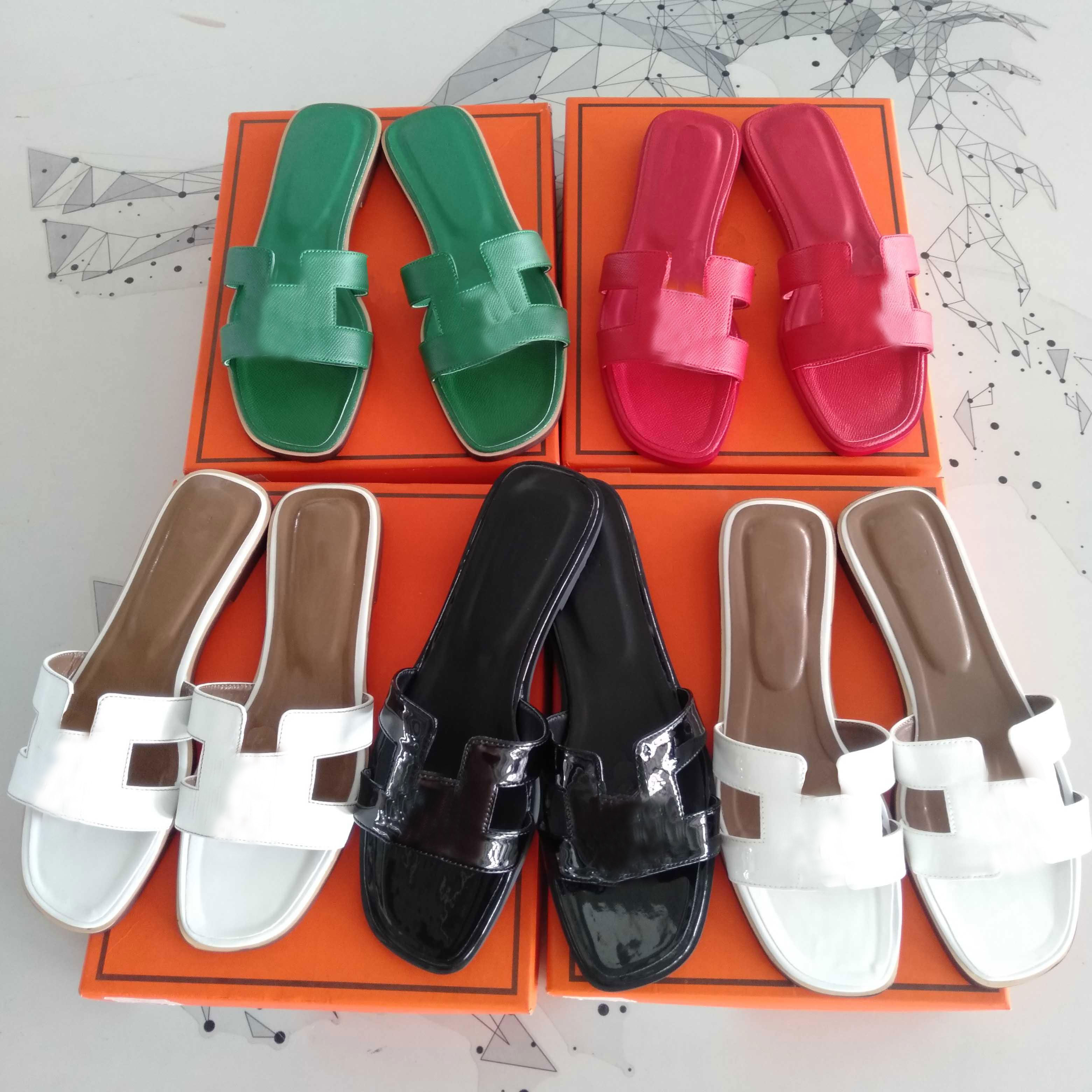 

2022 Designer Women Slippers Genuine Leather Sandals Summer Sandals Flat Flip Flop Crocodile Skin Slides Ladies Beach Sandal Party Wedding Slipper With Box, Color 12