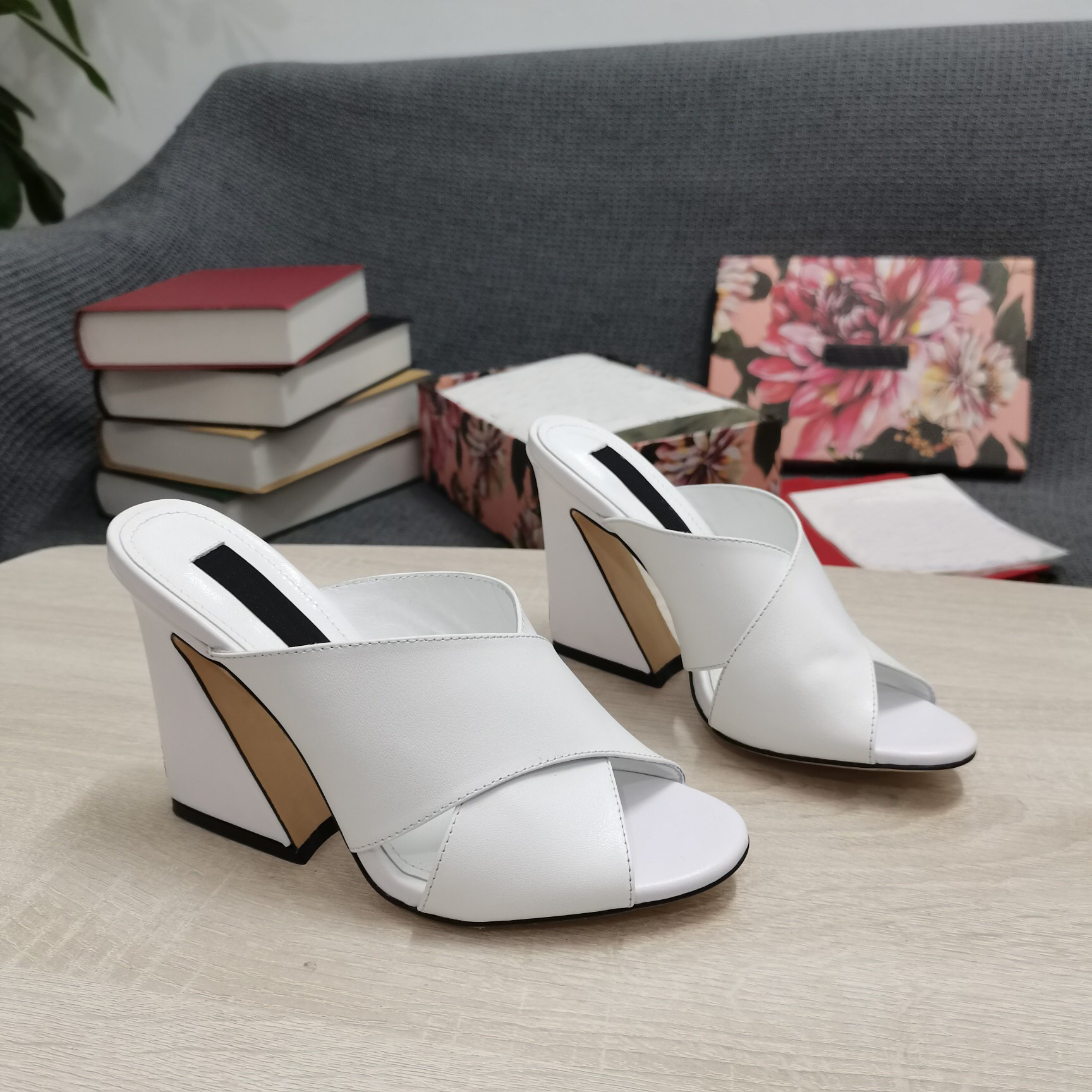 

10A Highest quality calfskin high heeled Sandals Designer with box luxury slippers fashion single light colors summer slipper large size 35-43 DG07, 7#;11 cm high heel