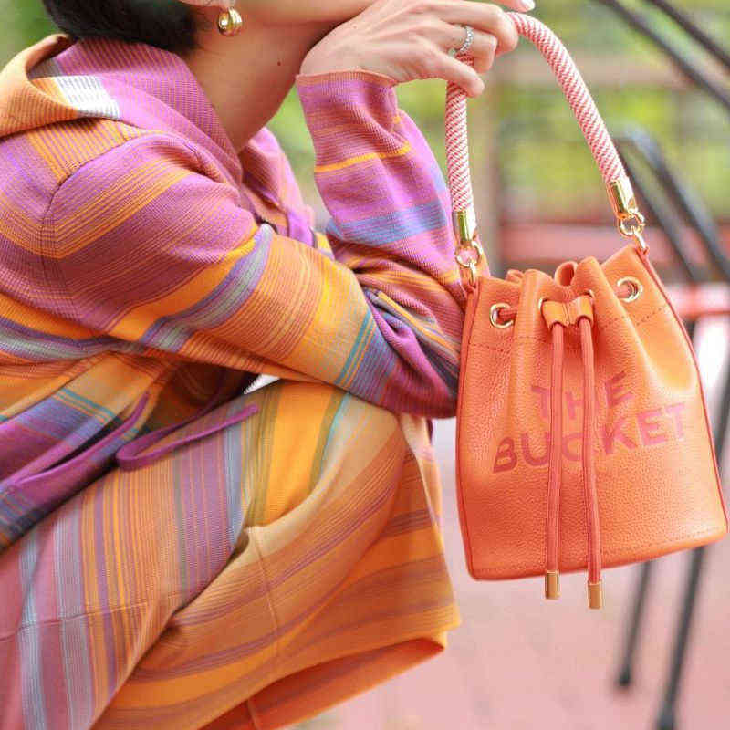 

Designer Vintage Letter Bucket Bag for Women Shoulder Bag Fashion Pu Leather Lady Crossbody Bags Luxury Brand Female Purses 2022 Y220609, Pvc logo orange