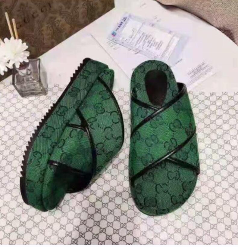 Designer Womens Sandals Mens Slippers 2022 Summer Slide Flip Flops Luxury Flat Thick Bottom Printed Jelly Rubber Leather Women Dress Shoes