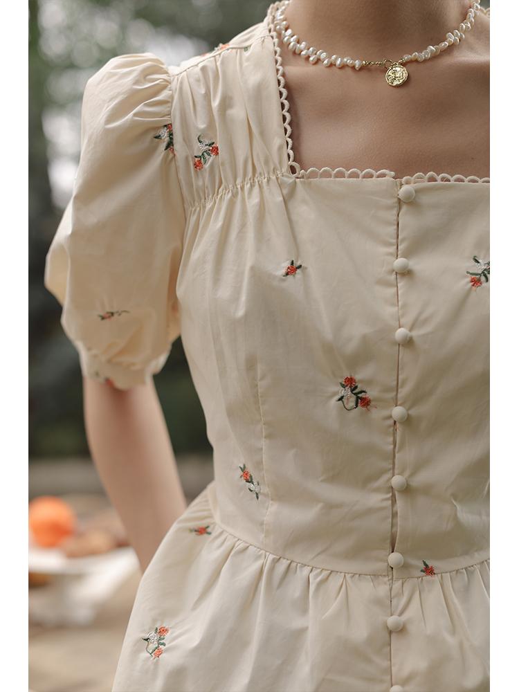 

Women' Blouses & Shirts French Women Chic Style Retro Shirt Pure Cotton Embroidery Flower Puffsleeve Bottoming Blouse Cute Mori Girl Square, Apricot yellow