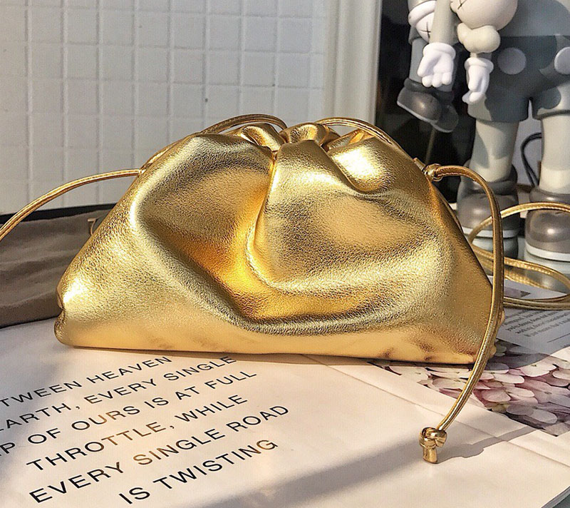 

Genuine Leather B V Cloud Bag Soft Wrinkled Dumplings Messenger Luxury Handbags Women Designer Clutches Single Shoulder mini pouch 01, Yellows