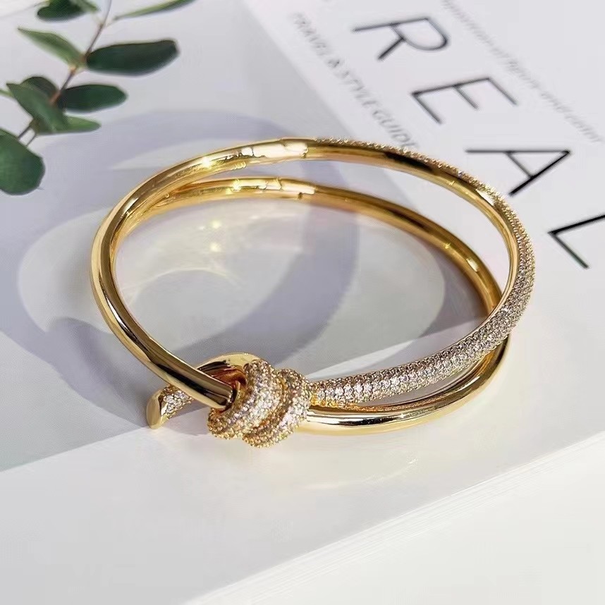 

Bangle Bracelet Cross set Diamond simple Love Designer watches Women Men couple fashion Wedding Party Thanksgiving Valentine Jewelry silver gold Rose Gold gift