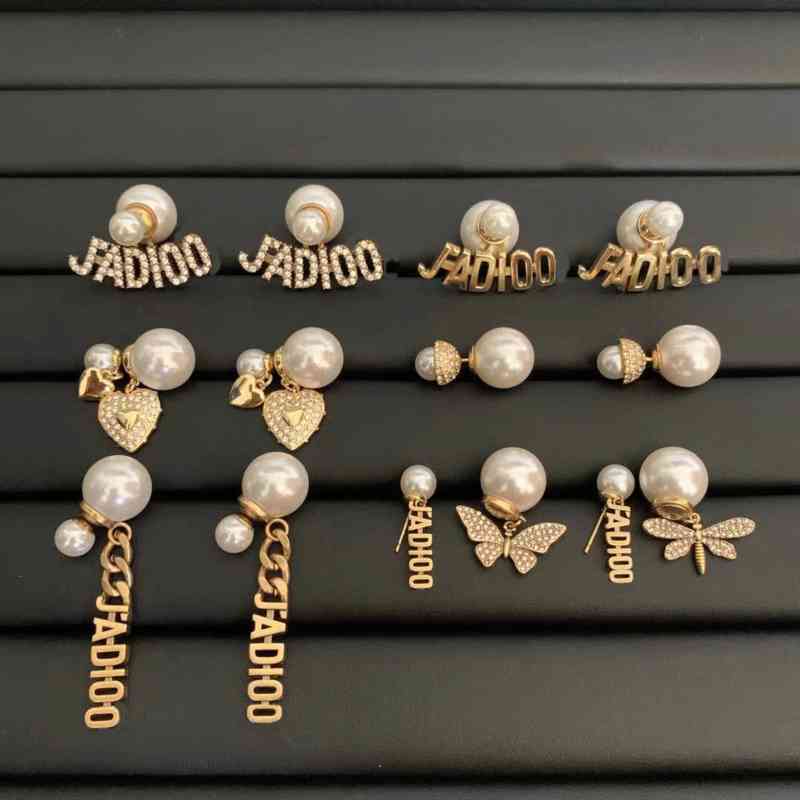 d New Red Same Love Pearl Earrings2022 Luxury Brand Fashion Design Versatile Ladies Jewelry Stud Earrings