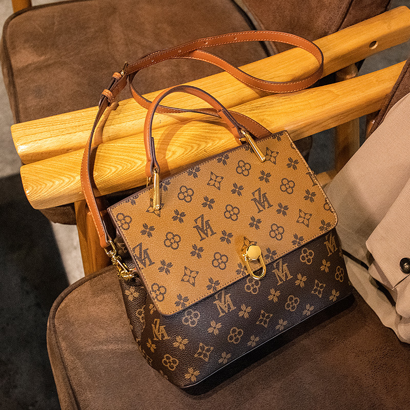 

Vintage Design One Shoulder Crossbody Bag Fashion Printed Luxury Retro Square Bags Women Handbags Delle Donne Della Borsa E Borse, Coffee