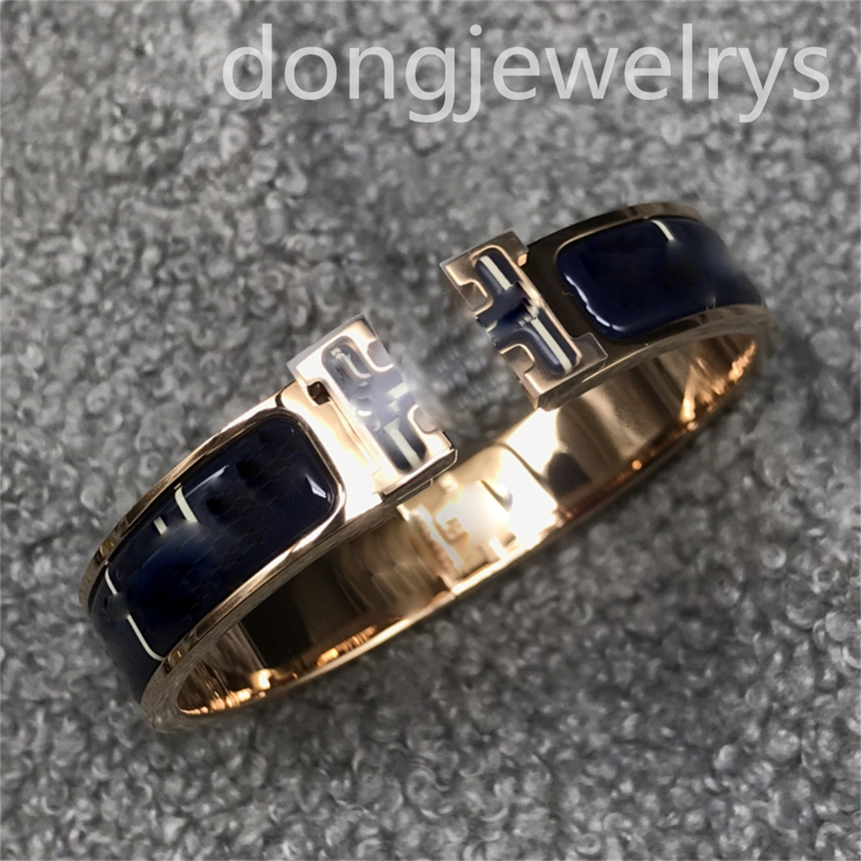 

Brand Woman Designs Leather Charm Bracelet Chain Dongjewelrys Fashion Link Women Bracelet Gold Bangles Luxury Bracelets Gift Jewelry