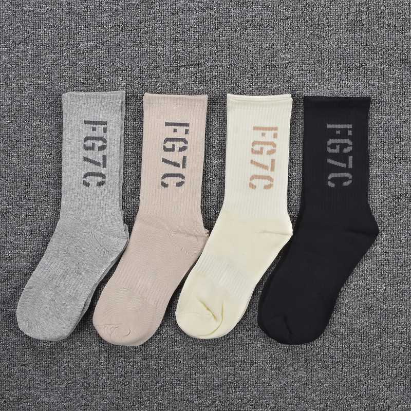 

2022 Essential Socks for Men Unisex Four Seasons General Breathable Antibacterial Sweat Absorbing B03z, Apricot