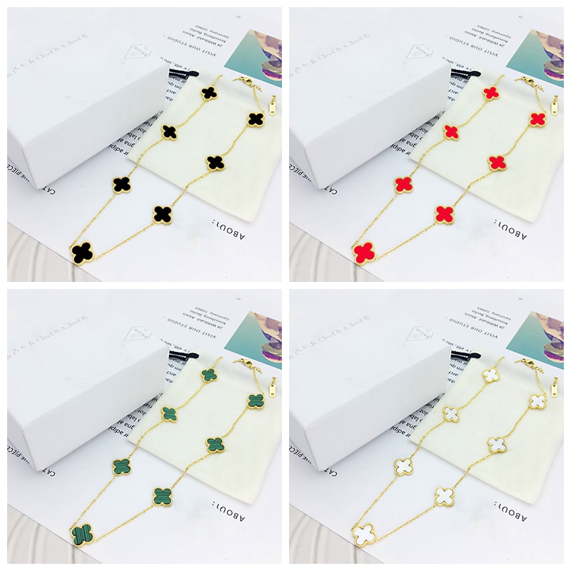 

Elegant Design Clover Circle Pendant Necklace Gold Stainless Steel Necklaces for Women Gift