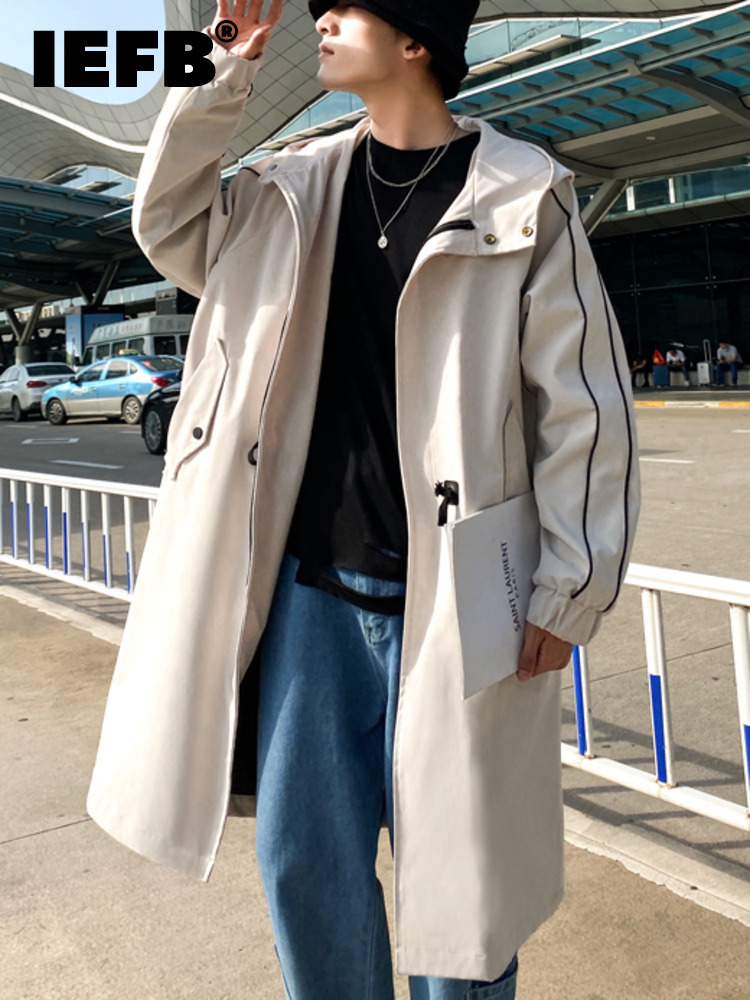 

Men's Trench Coats IEFB Autumn Men's Windbreaker Long Coat Medium Long Korean Fashion With Hat Long Sleeve Male Tops Pocket 9A4542 220826, Creamy-white