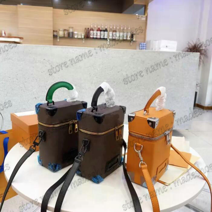 

Men's Vertical Box soft Trunk Saffron Yellow Mini Luggage Shoulder Bag Mens Luxurys Designer Cross Body Summer 2022 N 7 Classic Monograms Wallet Purse