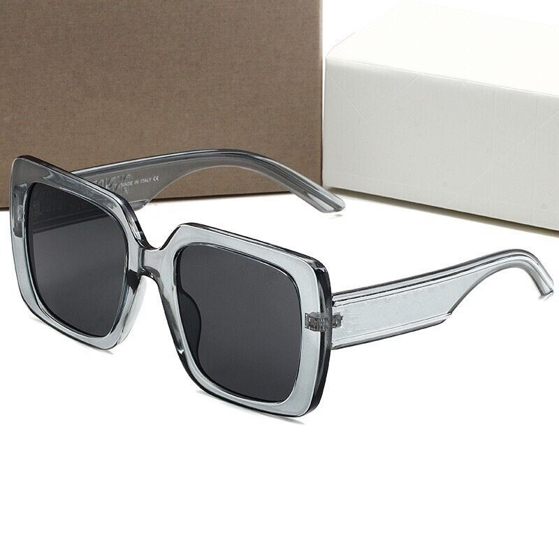 2022 Designers Lunettes de soleil Lunettes de soleil de luxe Mode élégante Polarisation de haute qualité pour hommes UV400 pour femmes avec boîte