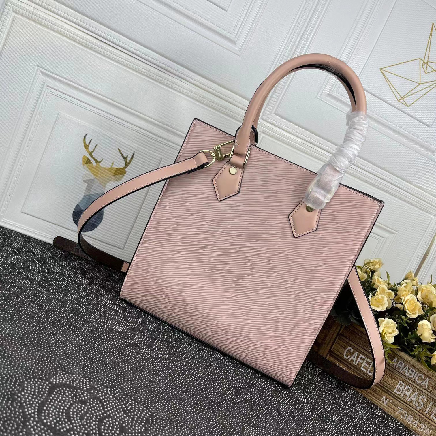 

Designer Handbags Marmont Shoulder Bag Women Luxury Crossbody Handbags Famous Designer Shoulder Top Quality Girls Message Hot Chain Letter, Pink
