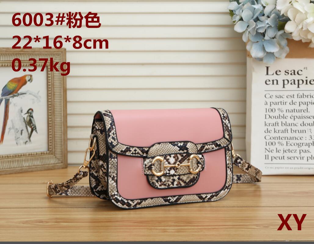 

Women's Luxury designer Evening Bag High-quality PU Material Chain Shoulder Bags Fashionable Brand Clutch GGs Explosion wallet, Brown