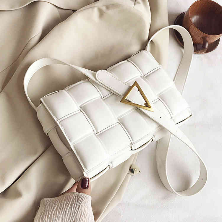 

Designer Texture Luxury Venetasss Handbags B0ttegass foreign style women's 2022 popular fashion versatile woven pillow One Shoulder, Dark green