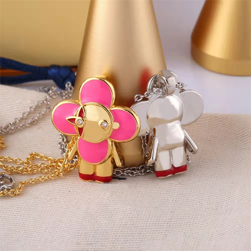 Collier à breloques avec pendentif Chihuahua mignon, en émail coloré, à la mode pour hommes et femmes, classique en acier titane, bijoux de créat