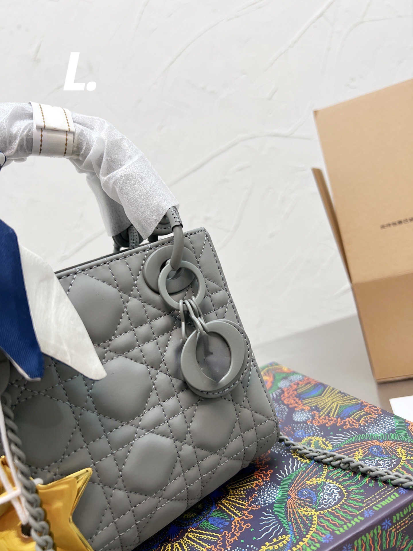 

shoulder bag mini handbag Original gift box packaging, Grey