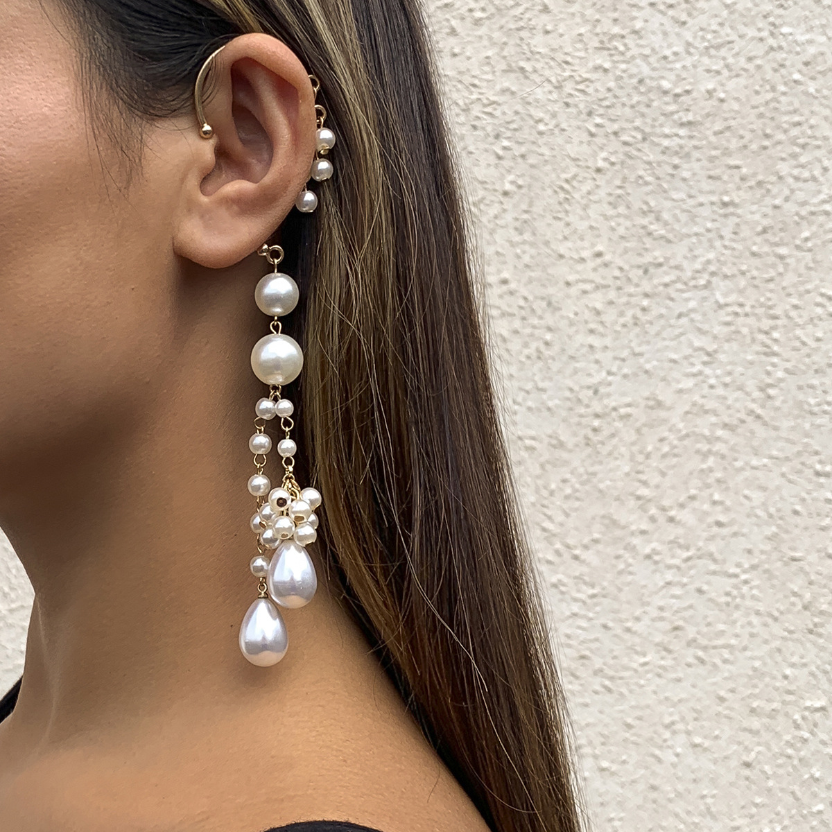 

Pearl Dangle Ear Cuff Hanging Clip on Big Earring Long Tassel For Women Without Piercing Big Earrings Gold Silver Color New Wedding Jewelry Birthday Gifts for Ladies