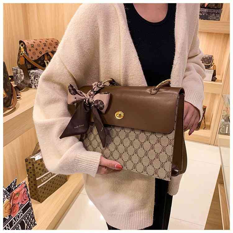 

Designer bag Bag Women's New Fashion Texture Armpit Shoulder Bag Large Capacity Printed Silk Scarf Msenger, Brown