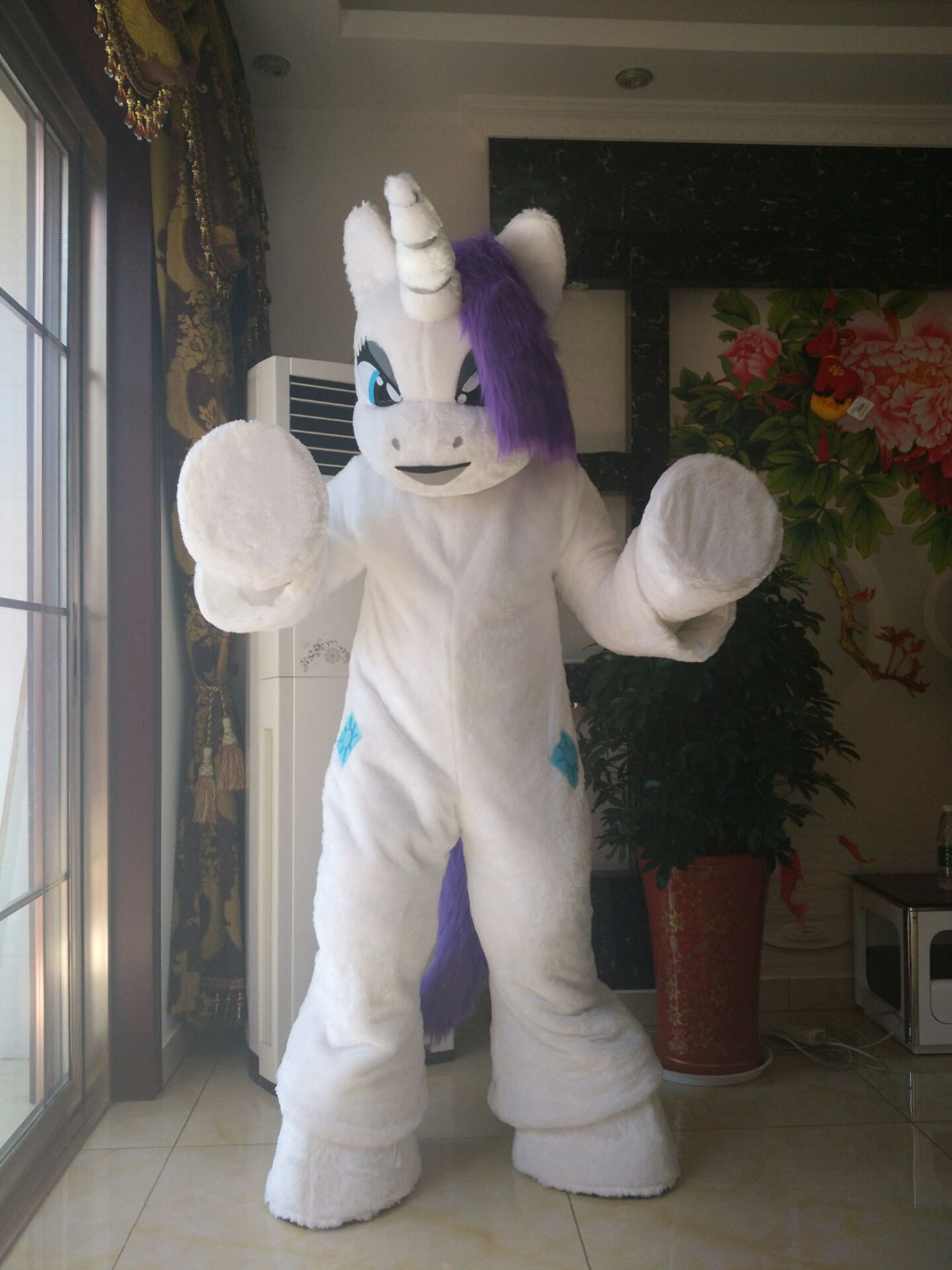 

Mascot doll costume Top quality EVA Helmet white Rainbow Pony Mascot Costumes Movie props show cartoon Apparel Birthday party, As show