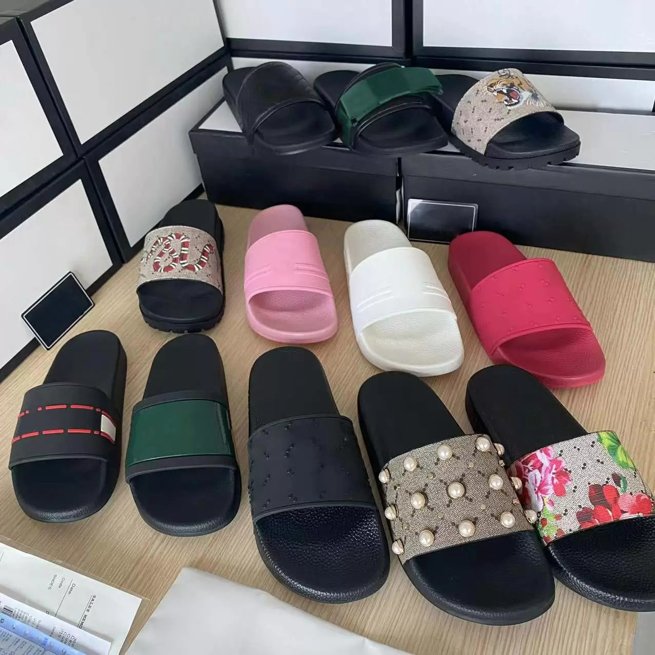 

2022 Summer Slippers For Women Mens Designers Slides Floral Brocade Flats Gear Bottom Flop Flip Scuffs Casual Fashion Beach Shoes Sandals Loafers, #1