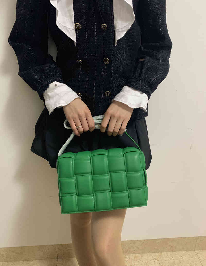 

Original Edition Handbags Venetass's Designer Bottegas'ss Luxury Woven Square Large Lattice Green Pillow Bag Tofu Oblique Cross Leisure Black, Peacock blue