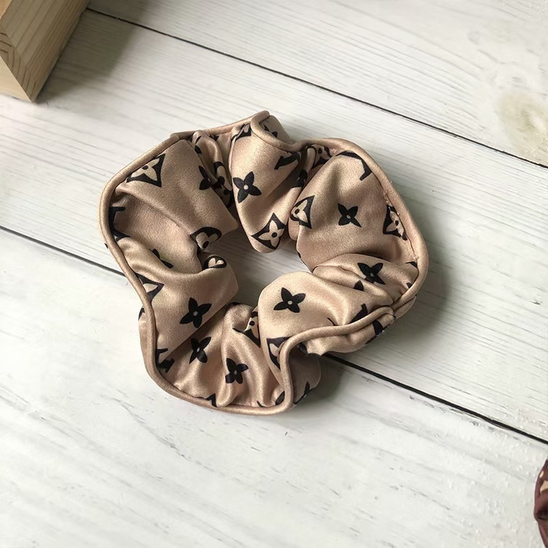 

11Style Designer Brand Letter Print Large Intestine Hair Rubber Bands HairRopes Elastic Hairband Fashion Women Ponytail Holder Scrunchies Headbands Headwarp