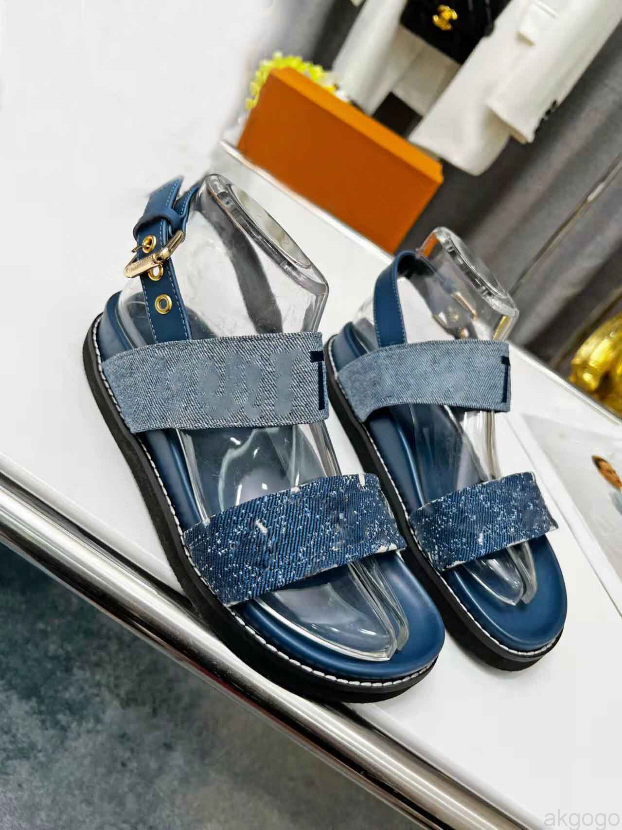 

2022 Designer Woman Paseo Flat Comfort Sandals Luxury Summery Denim Sandy Beach Slippers Slides Flip Flops Size Us 4-11, Don't order it
