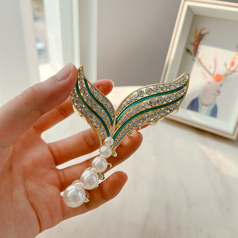 L￤ngd 11,6 cm Pearl Crystal Fishtail Model H￥rkl￤mmor Kvinnor Ponytail Stora h￥rklor Klipp Alloy H￥rn￥lar Kvinnliga tv￤ttkrisar Huvudbonad Ornament Partihandel