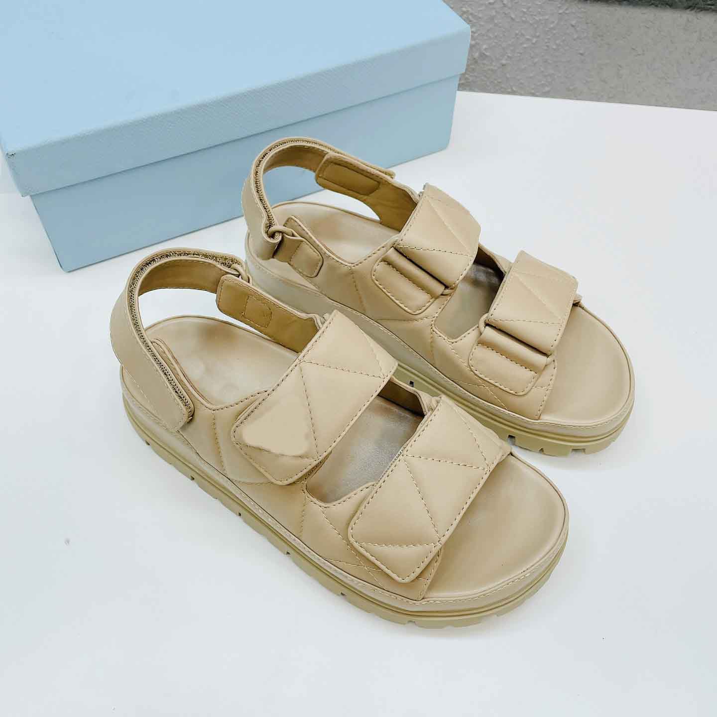 

Padded nappa leather Sandals slipper Foam Runners slippers Designer Women Rubber Patent Leather many style clouth are suitable university college shoes 34-41