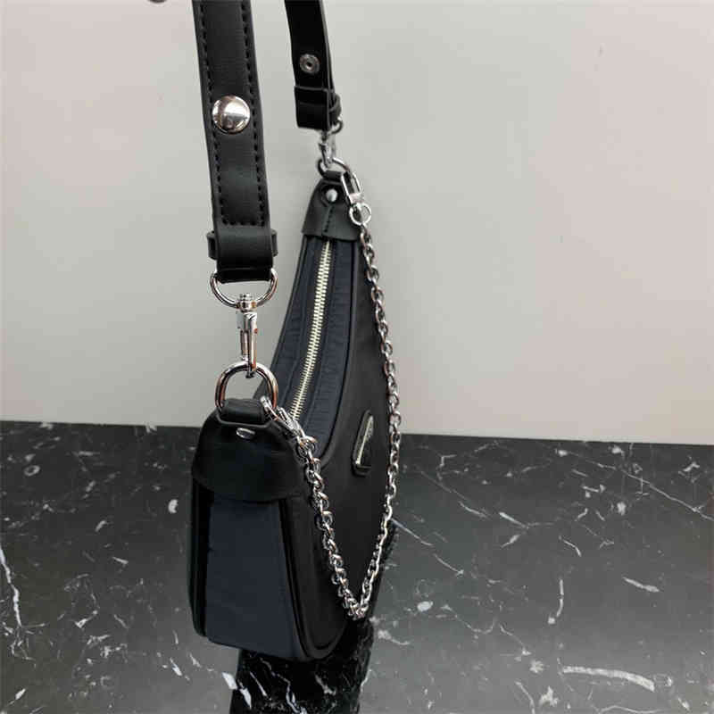 

Purses Outlet Nylon cloth armpit design sense chain crescent simple and fashionable women's advanced semi-circular bag, Black