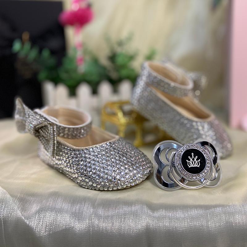 

First Walkers Dollbling Bling Rhinestone Design Royal UK Baby Toddler Cribs Fashion Casual Boy Girl Pre Walker Shoes With Luxury PacifierFir, Navy blue crown
