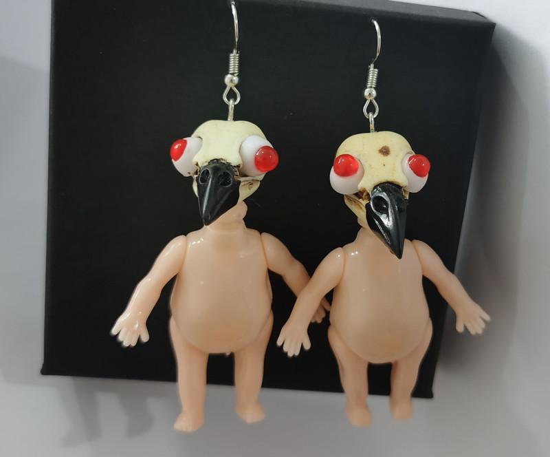 

Dangle & Chandelier Raven Skull Creative Doll Earrings Gothic Witchy Pagan Wiccan Gift Style Crow Bird EarringsDangle