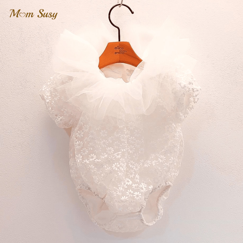 

Baby Girl Princess Vintage Rompers Lace Cotton Summer born Infant Toddler Jumpsuit Lace Cap Outfits Party Baby Clothes 02Y 220614