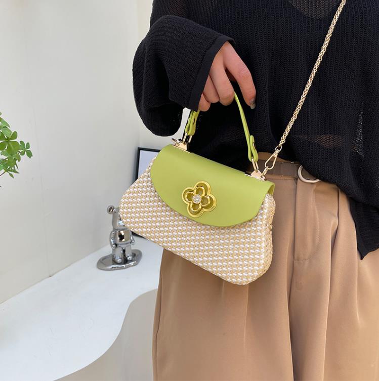 

Flower Lock Contrast Color Woven Women's Handbag Chain Shoulder Messenger Bags, White
