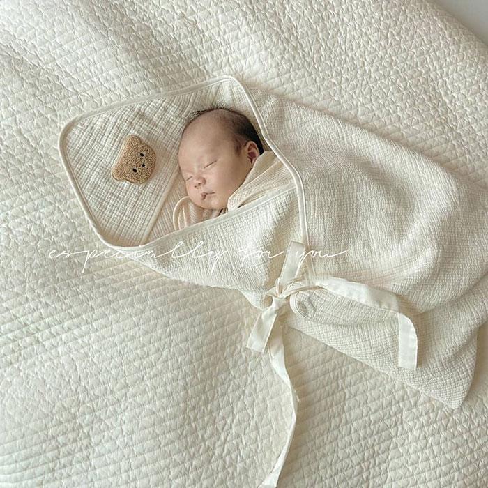 

Blankets & Swaddling Baby Towel Pure Cotton Gauze Gentle Fabric Born Blanket Soft Skin Friendly Cute Cartoon Bear Hug, As pic