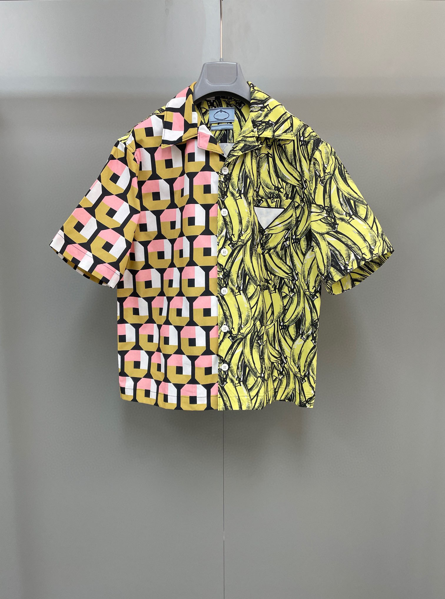 

2022 early summer banana print men and women fashion t-shirt euro size  xl, Customize