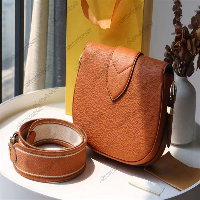 

Designer Pont 9 Soft Bag Designers Circle Leather Handbag Crossbody Shoulder Bags Tote M58967, ##