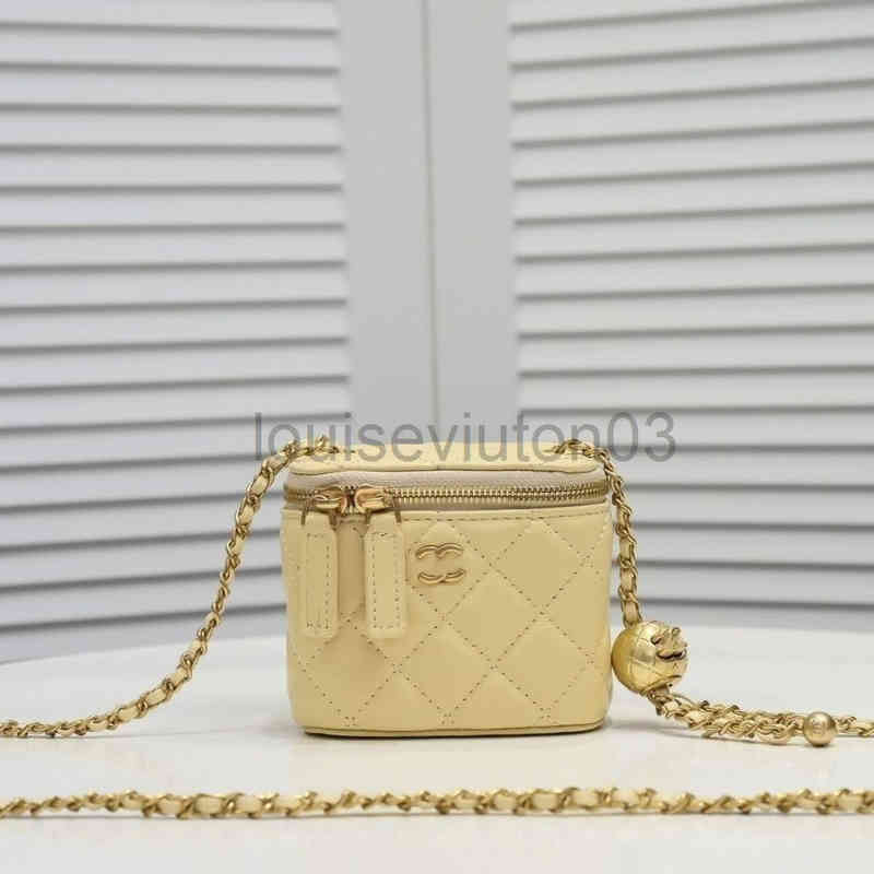 

Designer Channel Handbag Fashion Even Bag Mens Woman Lattice Messenger Chain Small Mini Makeup Golden Ball Box Luxurious Bucket Shoulder Bag L4.7IN W3.5IN H4.3IN, Black