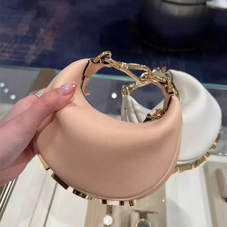 

Women Fashion Luxury High Quality Bag Leather Charm Shoulder Bottom Letters Handbags Vibe Ava Designer Graphy ins Tote Mini Bags, Black