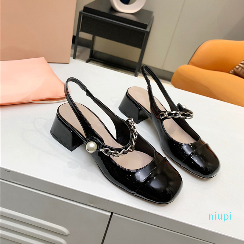 

2022womens Designer sandals luxury quality unique texture style fashionable high end Patchwork Patent leather two colors Thick heel sandal, Extra cost for oem