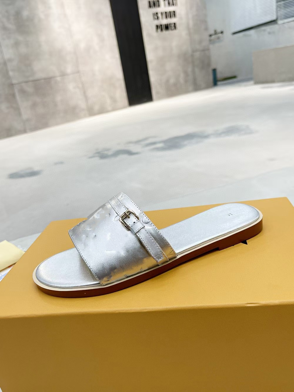 

Luxury Fashion Designer Sandals Flat Slippers with Summer Outdoor Floor Slide Wedge Sandals Lady Letters Cowboy Classic 0609, 01