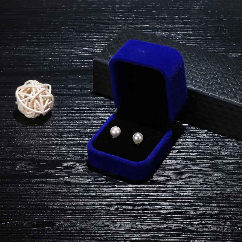 

Quality Round White Cultured Akoya Stud Pearl Earrings for Women 2022