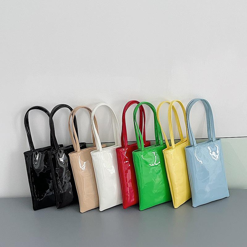 

Evening Bags Female Bag Mobile Phone Handbag PU Patent Leather Waterproof Slippery Clutch Handbags Purses BagsEvening, Green
