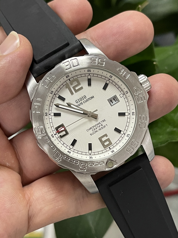 

0 0 Mens Automatic Mechanical Watch Black White Rubber0 0