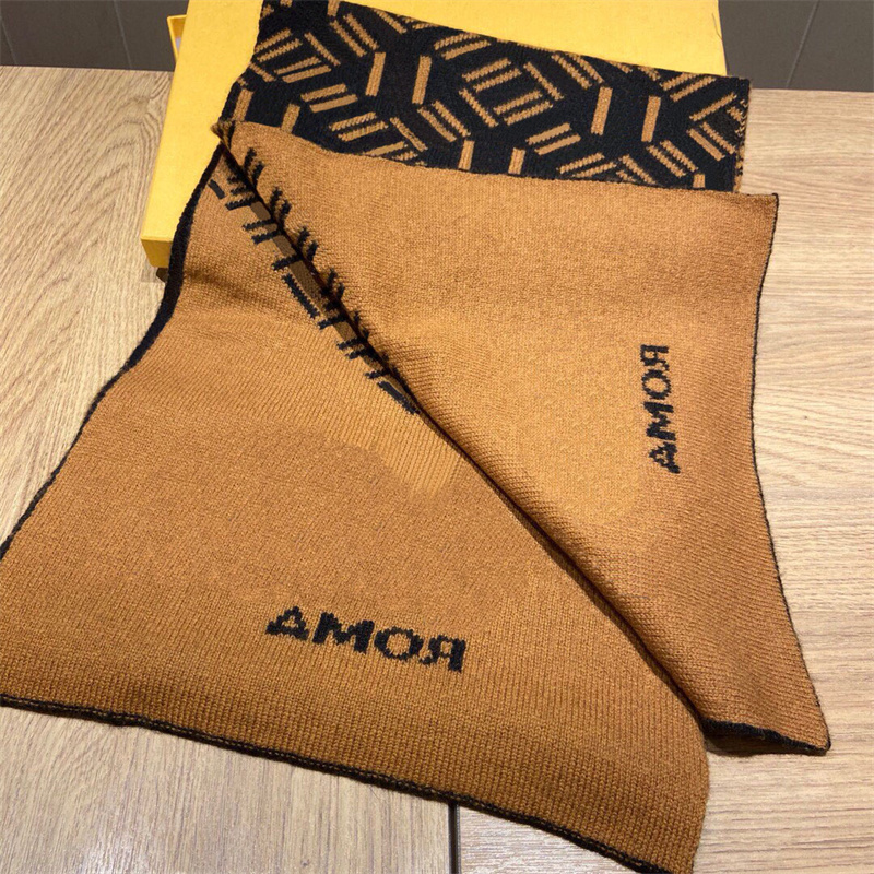 

Designers Brand Cashmere Scarf Shawl For Mens Womens Lady Girls Fashion Winter Casual Warm Scarves Classic Letter Striped Scarfes 2 Colors