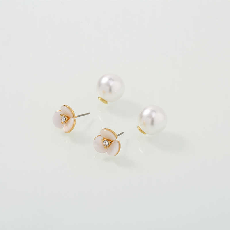 

Light and luxurious flowers & shell small fresh Earrings Fashion Trend sweet ins wind double-sided earrings 001