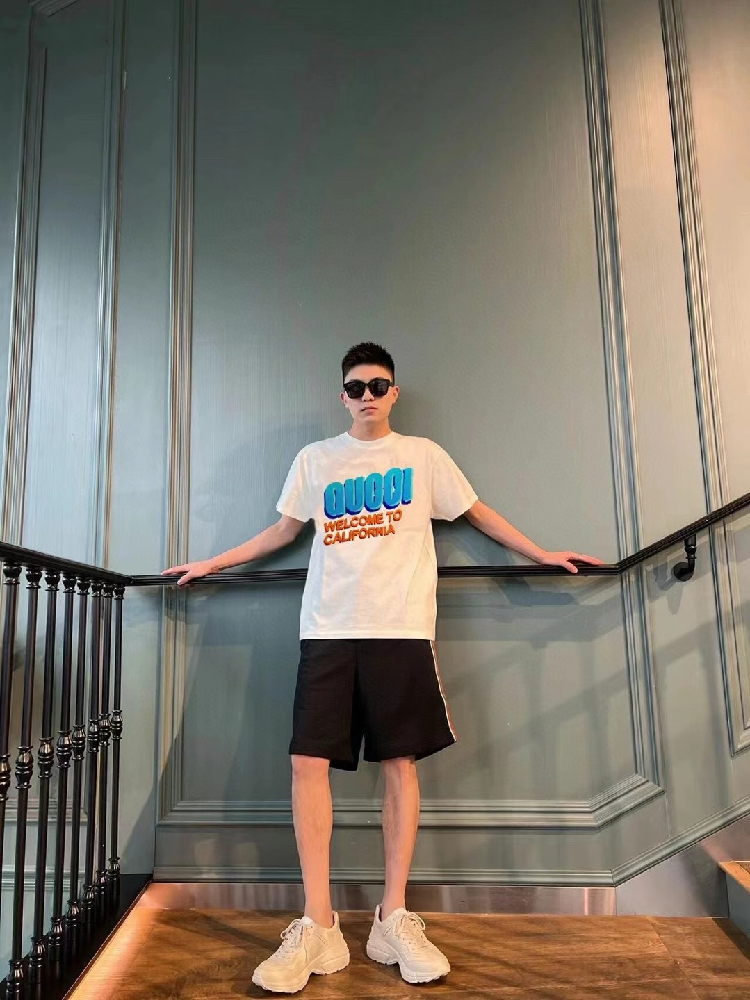 Nouvelles marques de luxe T-shirts hommes T-shirt surdimensionné T-shirt épais de haute qualité Coton à manches courtes arc-en-ciel imprimement H