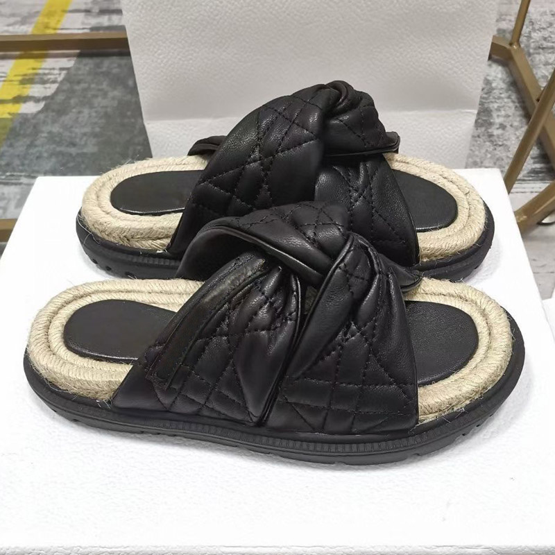 

New Designer Women Slippers Honey Sandals Luxury Straw Platform Slippers Breathable Open Toe Slides Ladies Non-Slip Beach Shoes Size35-41, Black