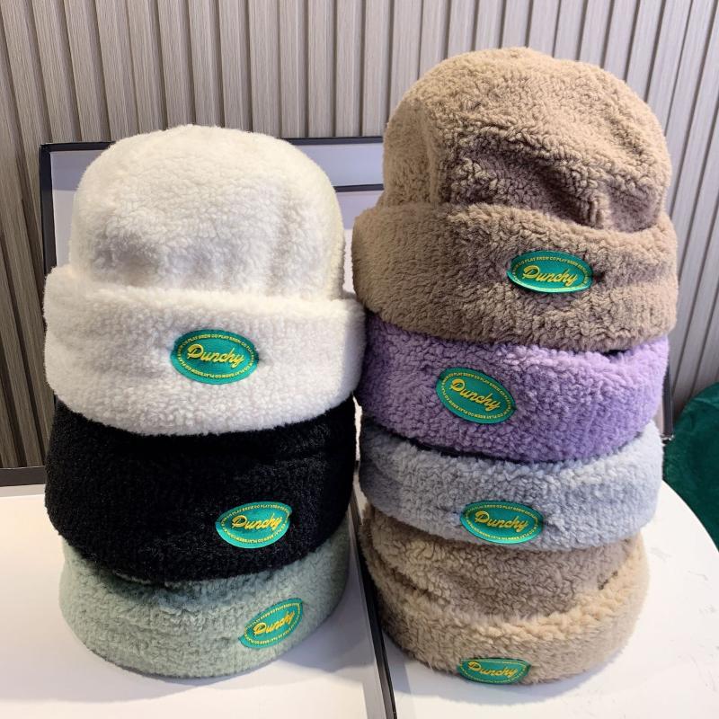 

Berets Landlord Hat Autumn And Winter Male Lamb Wool Warm All-match Korean Female Cute Beret Letter Windproof Ear CapBerets, White